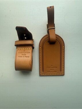 Authentic Louis Vuitton Vachetta Luggage Tag & Poignet Set